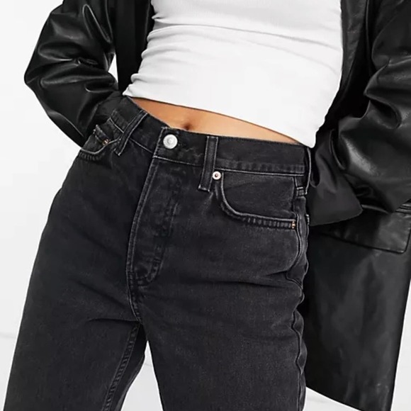 Topshop Denim - NEW! Topshop High Waisted Straight Leg Jeans in washed black W25 L30 US 2
